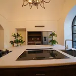 Modern & Private In Unique Location, Pool And Sunset Terrace * Sorrento