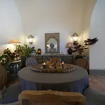 Modern & Private In Unique Location, Pool And Sunset Terrace