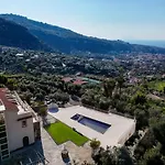 Modern & Private In Unique Location, Pool And Sunset Terrace Villa Sorrento