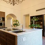 Modern & Private In Unique Location, Pool And Sunset Terrace * Sorrento