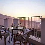 Villa Modern & Private In Unique Location, Pool And Sunset Terrace