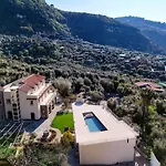 Modern & Private In Unique Location, Pool And Sunset Terrace * Sorrento