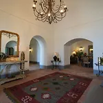 Modern & Private In Unique Location, Pool And Sunset Terrace Villa