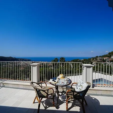 Modern & Private In Unique Location, Pool And Sunset Terrace Villa