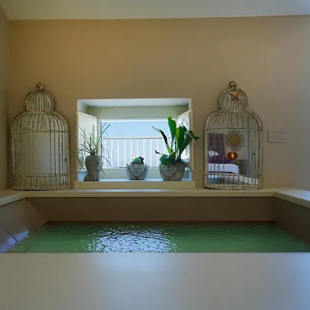 Modern & Private In Unique Location, Pool And Sunset Terrace Βίλα *