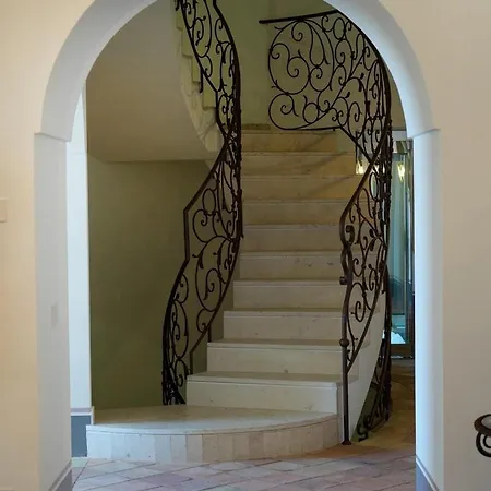 Modern & Private In Unique Location, Pool And Sunset Terrace Villa Sorrento