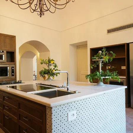 Modern & Private In Unique Location, Pool And Sunset Terrace * Σορέντο