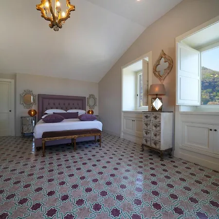 Modern & Private In Unique Location, Pool And Sunset Terrace