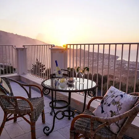 Modern&private In Unique Location, Pool&sunset Terrace *