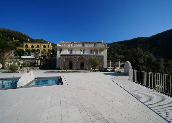 Modern & Private In Unique Location, Pool And Sunset Terrace Willa Półwysep Sorrentyński