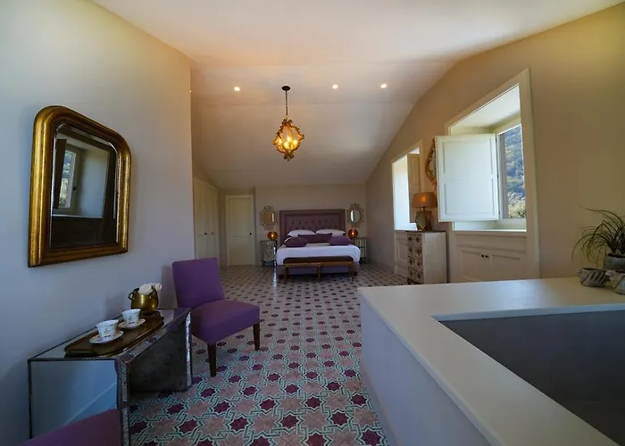 Modern & Private In Unique Location, Pool And Sunset Terrace Villa Sorrento