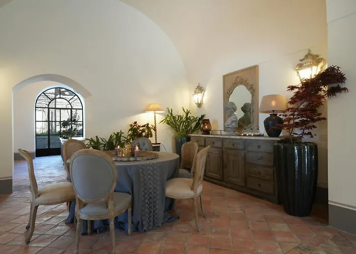 Modern & Private In Unique Location, Pool And Sunset Terrace *