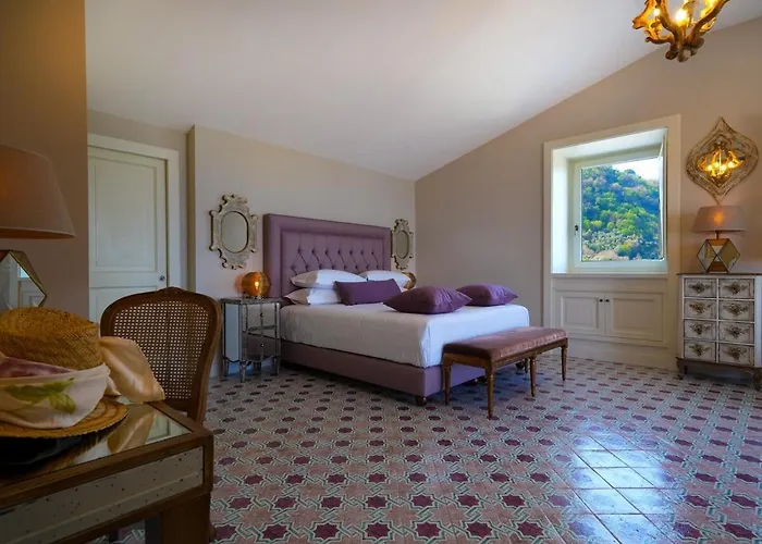 Modern & Private In Unique Location, Pool And Sunset Terrace Sorrento