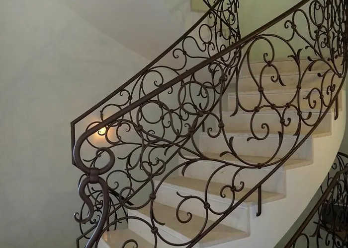 Modern & Private In Unique Location, Pool And Sunset Terrace Sorrento