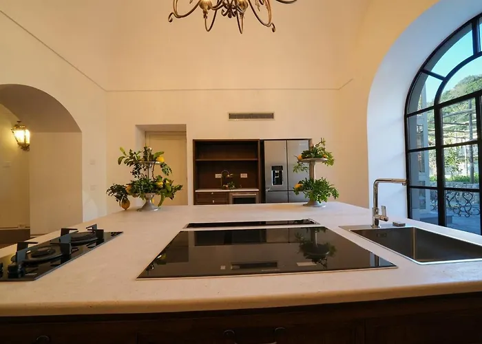 Modern & Private In Unique Location, Pool And Sunset Terrace * Sorrento